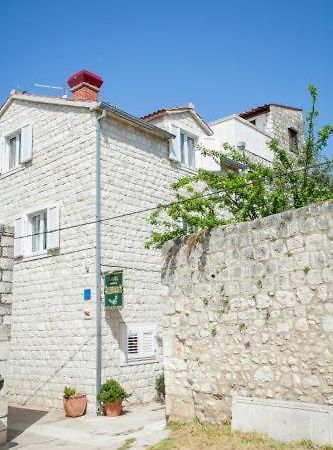 Apartments Ivomar Трогир Экстерьер фото